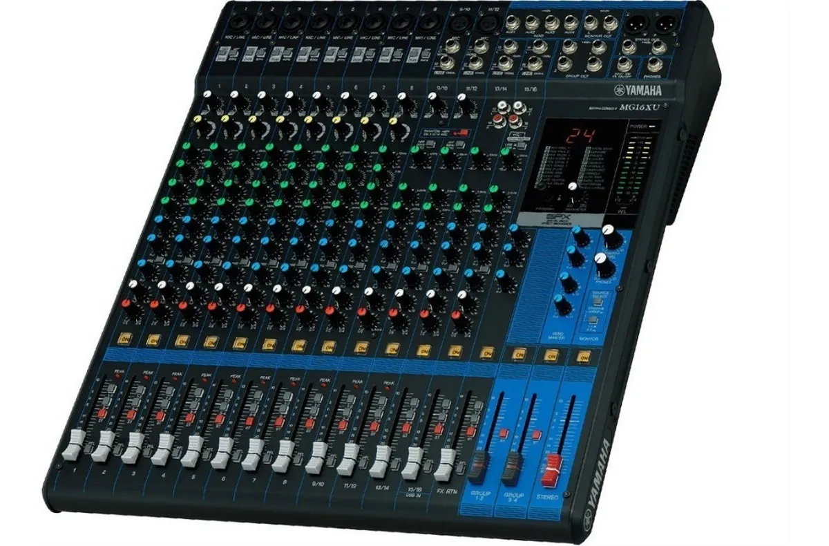 Mesa de Som Yamaha MG16XU