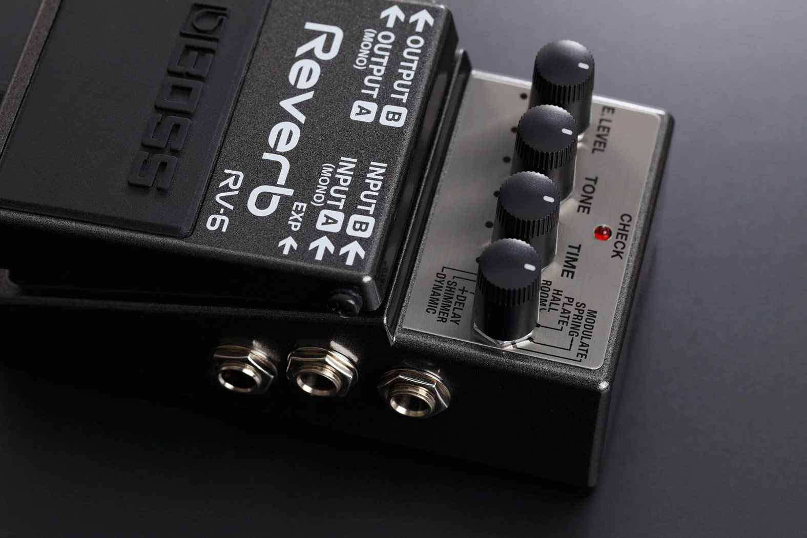 Pedal de Reverb Digital BOSS RV-6 para Gu...